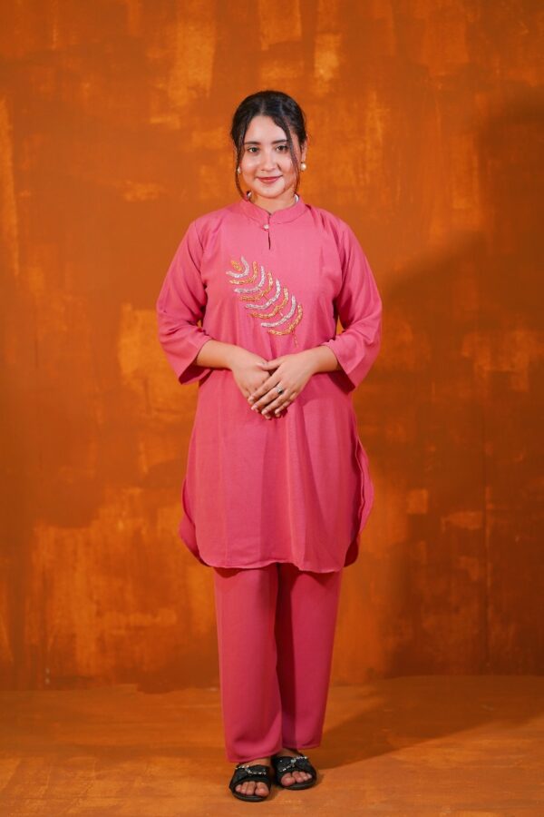 Girls -2 piece - Image 5